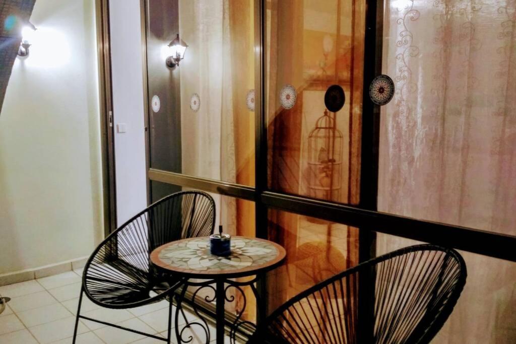 Liz'S Place Ейлат Екстериор снимка