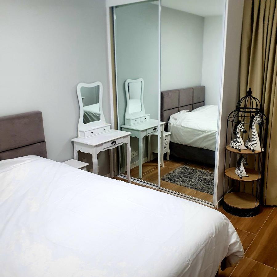 Liz'S Place Ейлат Екстериор снимка