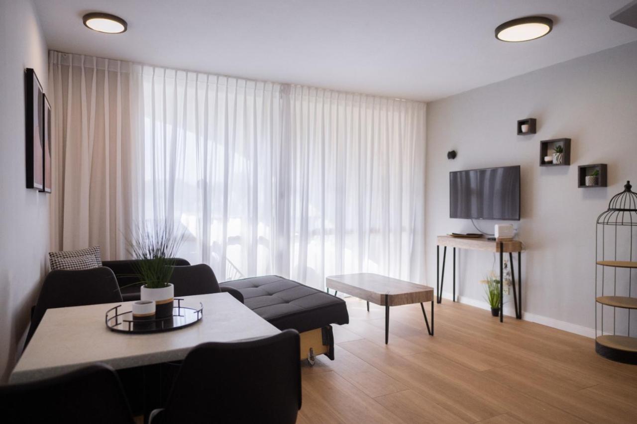 Liz'S Place Ейлат Екстериор снимка