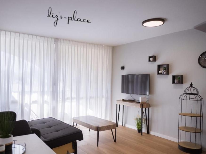 Liz'S Place Ейлат Екстериор снимка